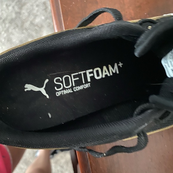 Women’s Puma shoes - Picture 6 of 6